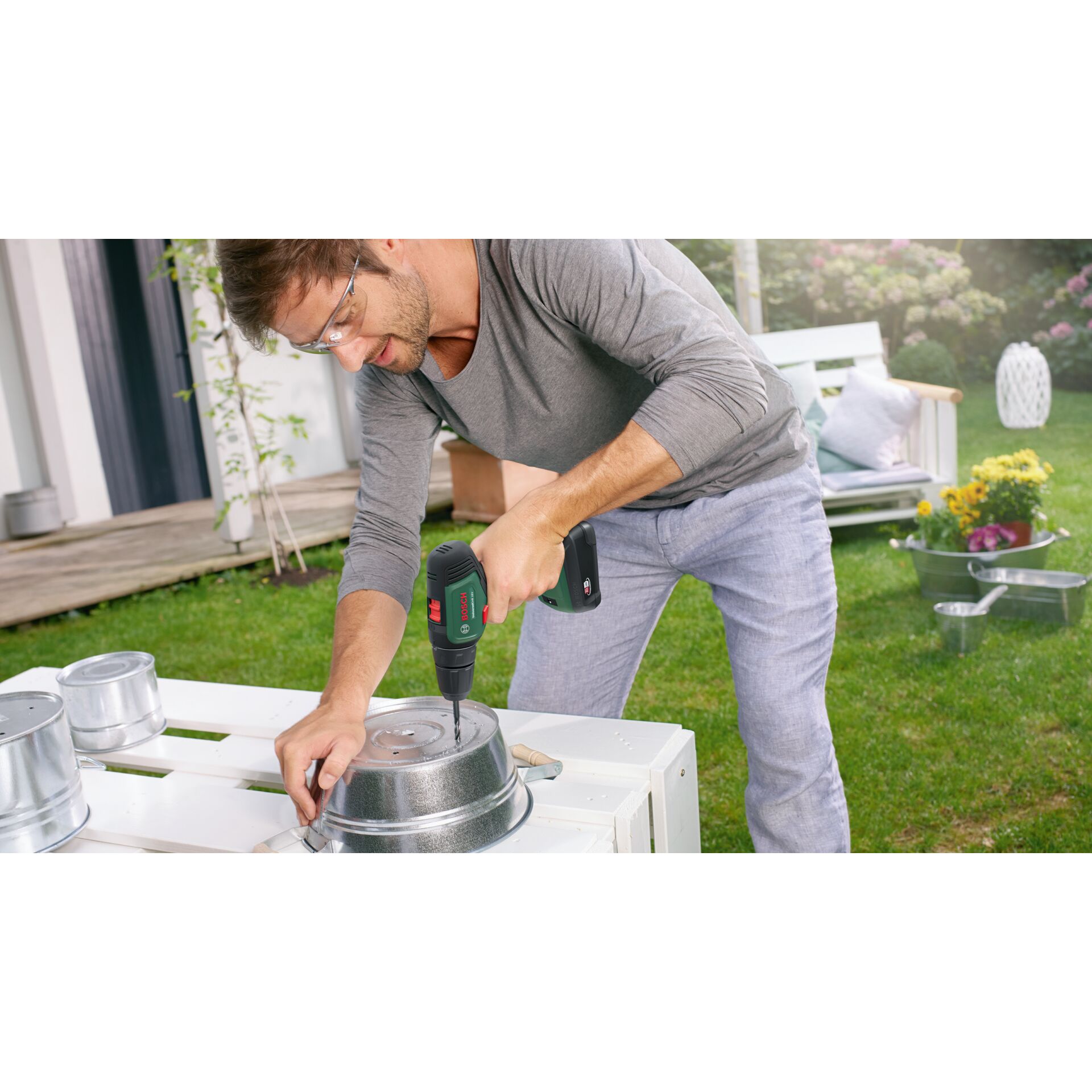 Gerät, Elektrische Bohrmaschine, Werkzeug