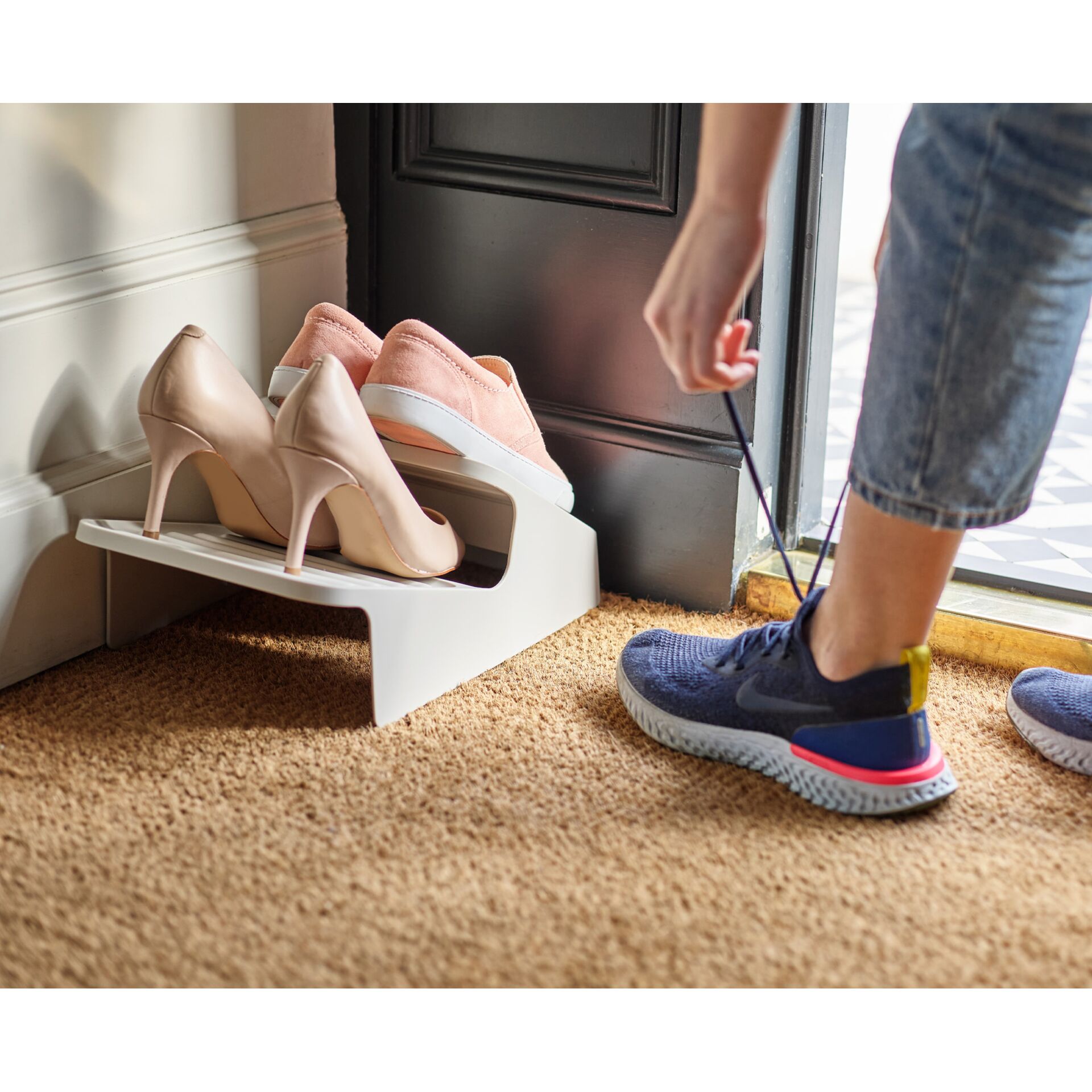 Schuh, Hoher Absatz, Innenarchitektur, Person, Turnschuh