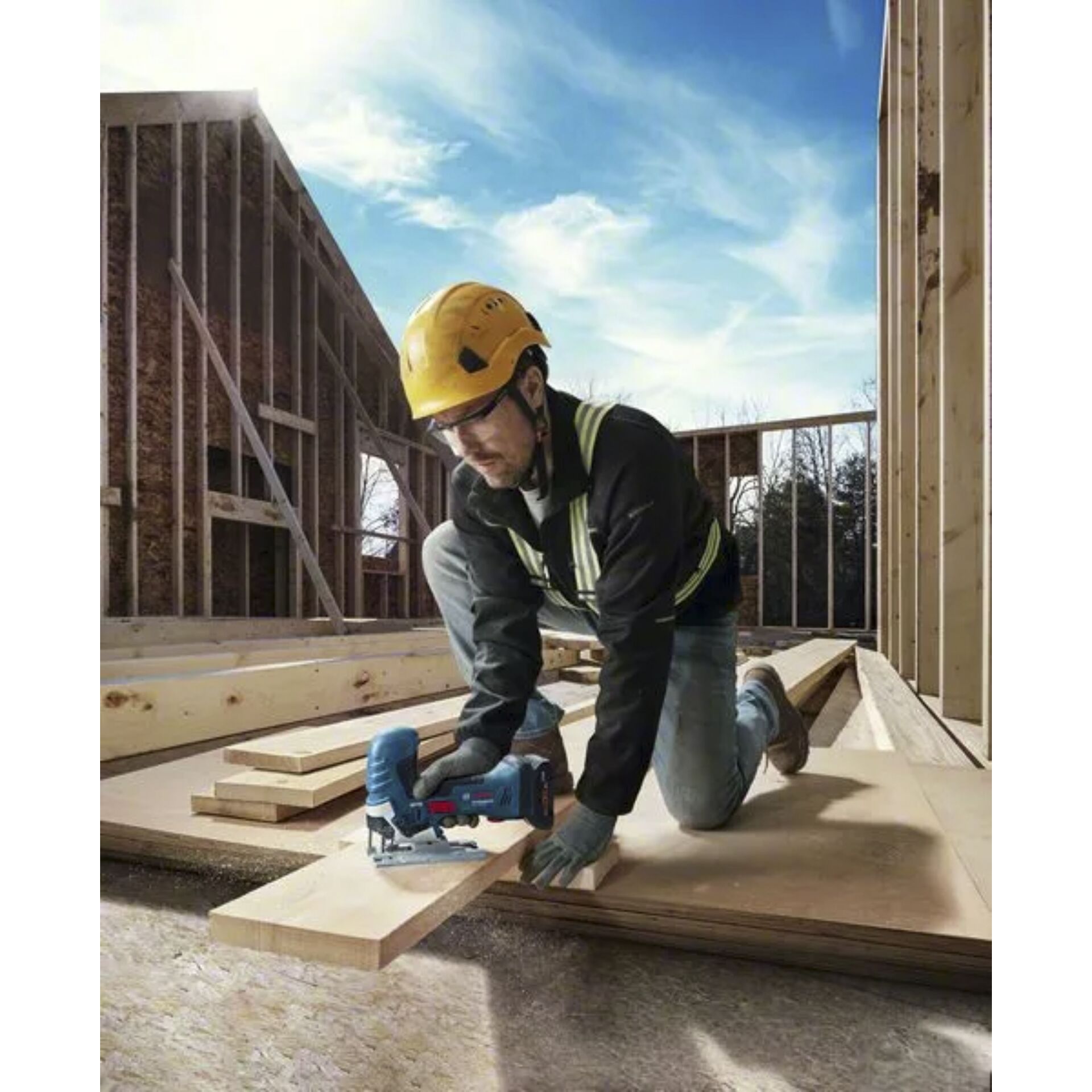 Person, Arbeiter, Elektrische Bohrmaschine, Werkzeug, Helm