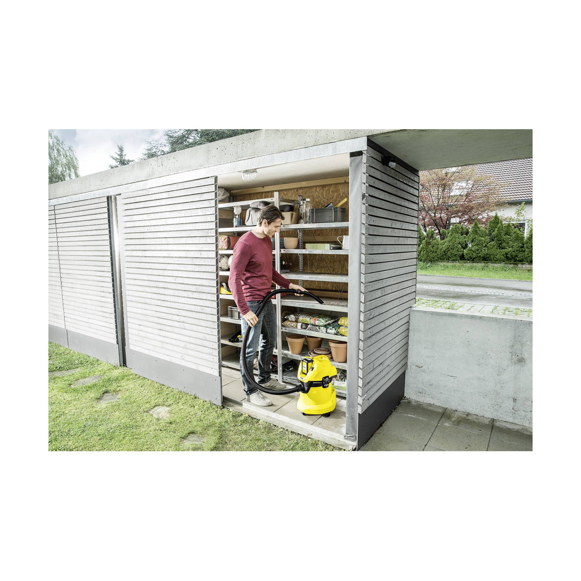 Drinnen, Innenarchitektur, Geräteschuppen, Garage, E-Scooter