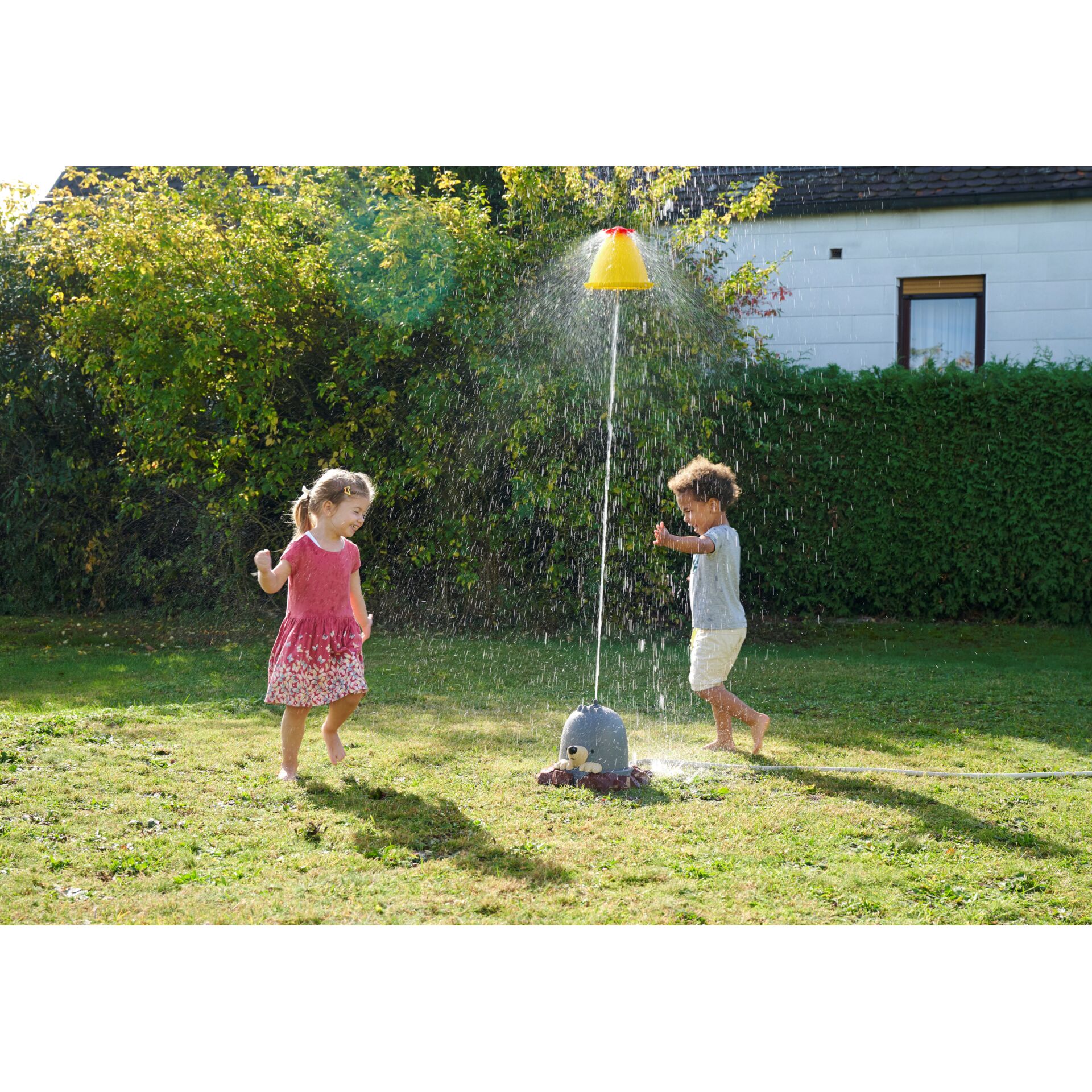 Gras, Person, Photographie, Portrait, Hinterhof