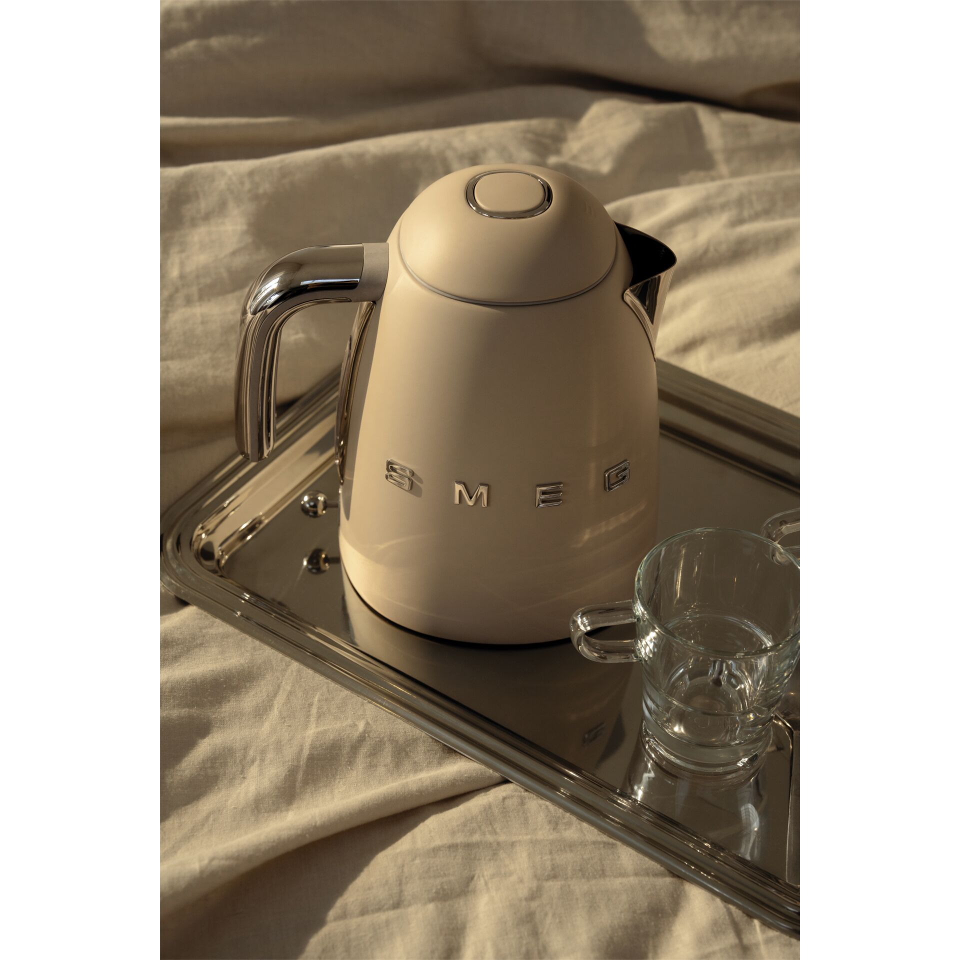 Kettle, Kessel, Elektrokanne, Schwarz, Glasbecher