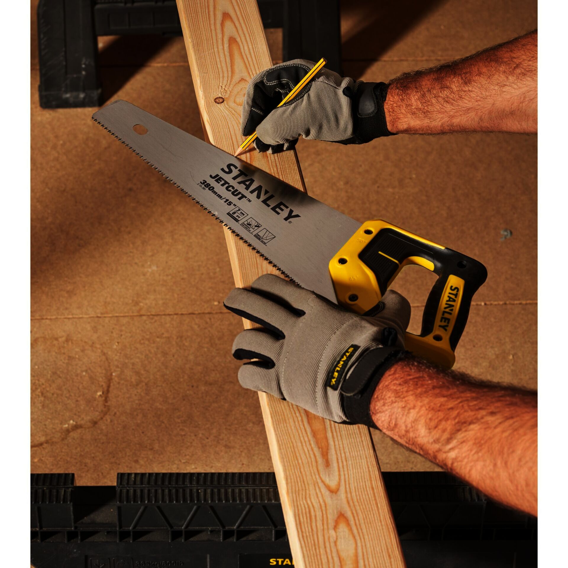 handsaw, holz, zugsäge, klinge, handschuhe