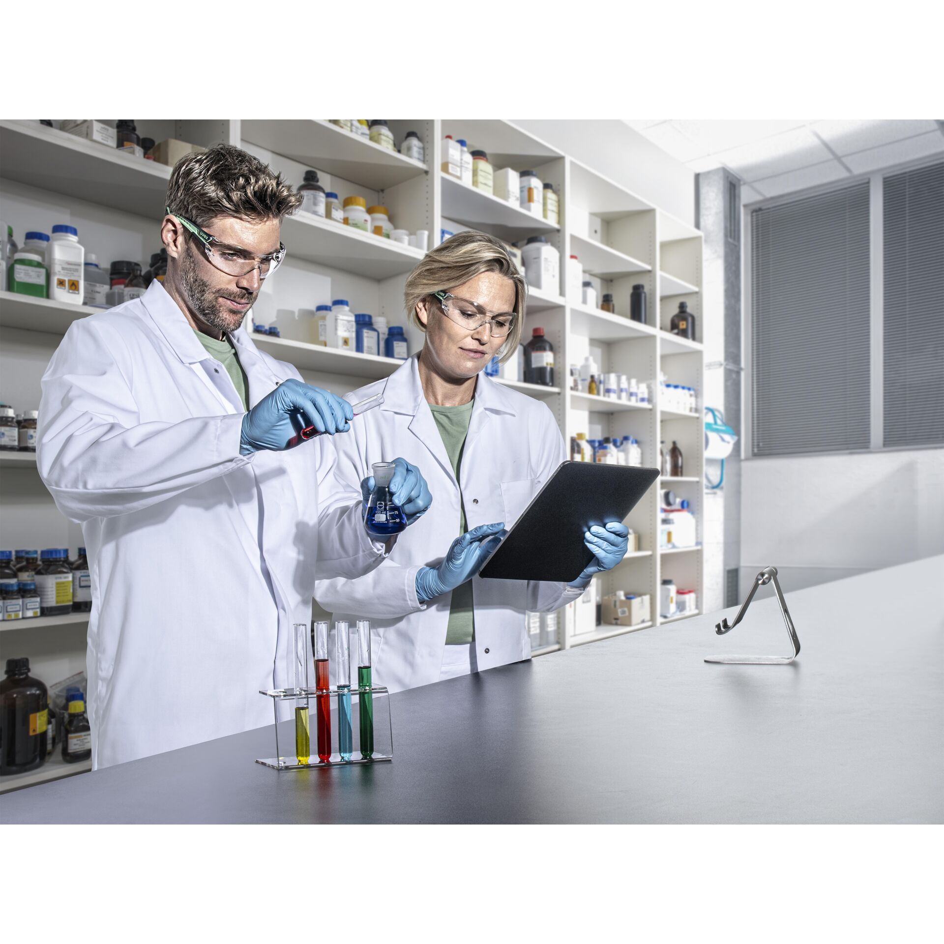 Handschuh, Mantel, Erwachsener, Mann, Person