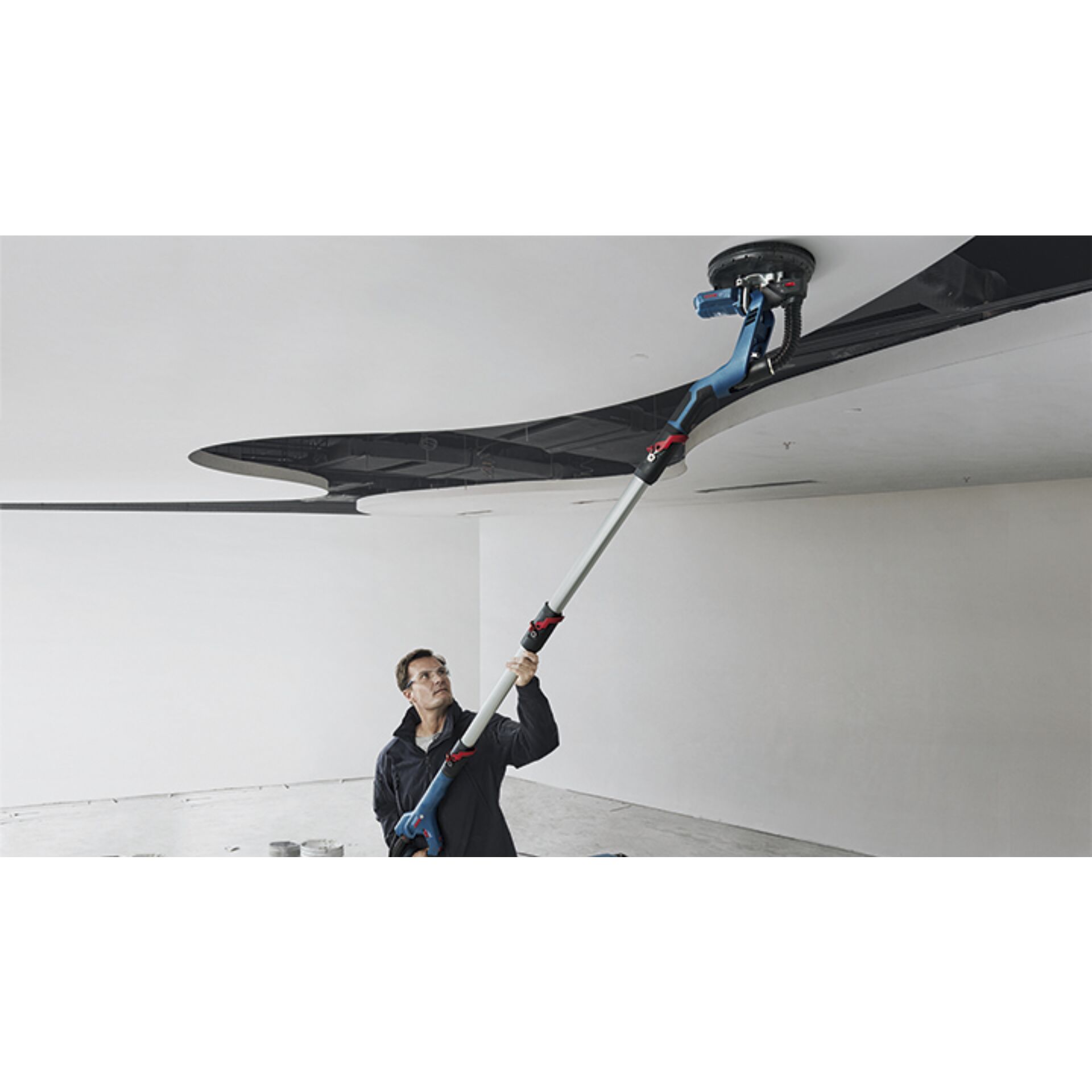 Drinnen, Innenarchitektur, Person, Deckenventilator, Flugzeug