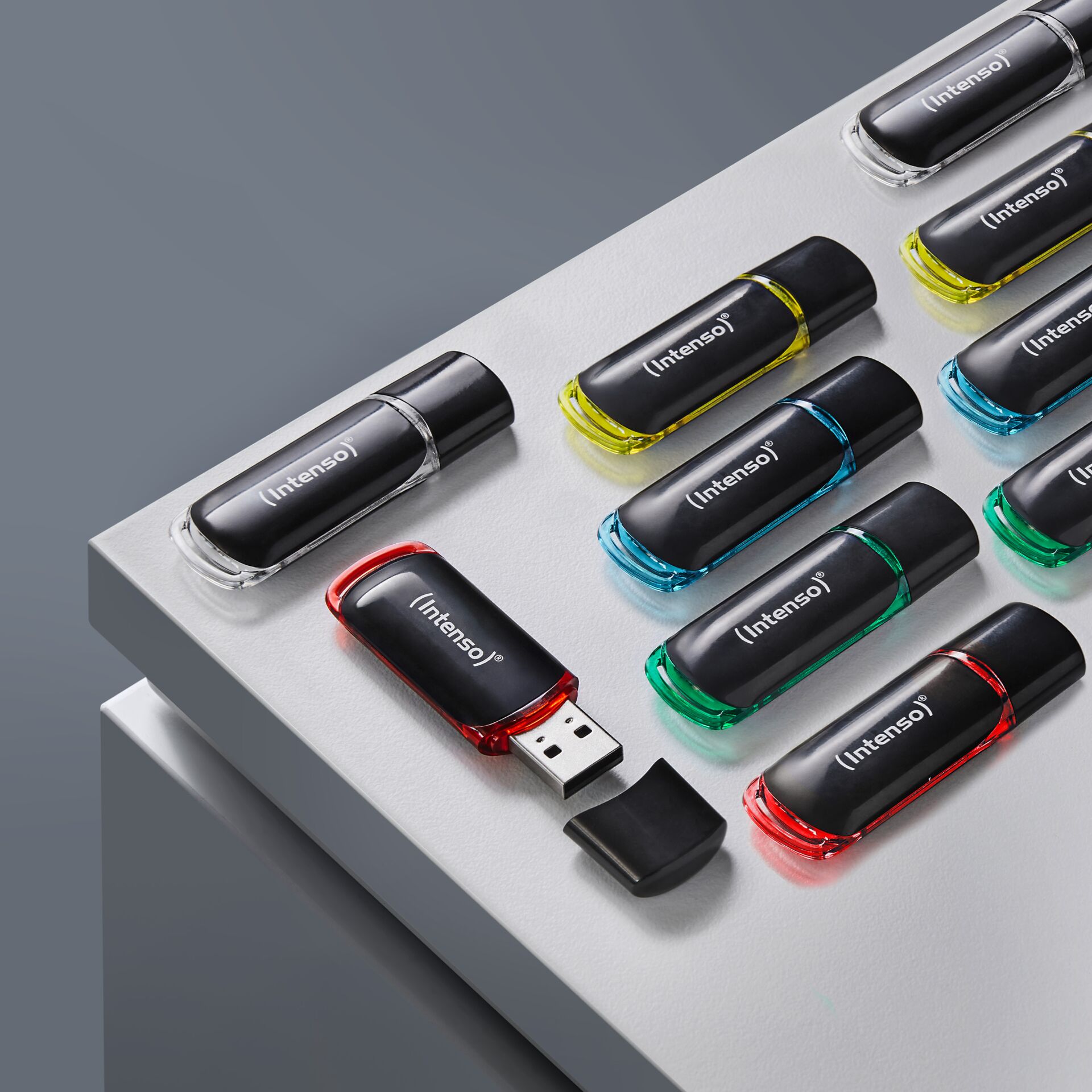 USB-Sticks, Flashlaufwerk, Stiftlaufwerk, Bunte Kappen, Intenso Markenname
