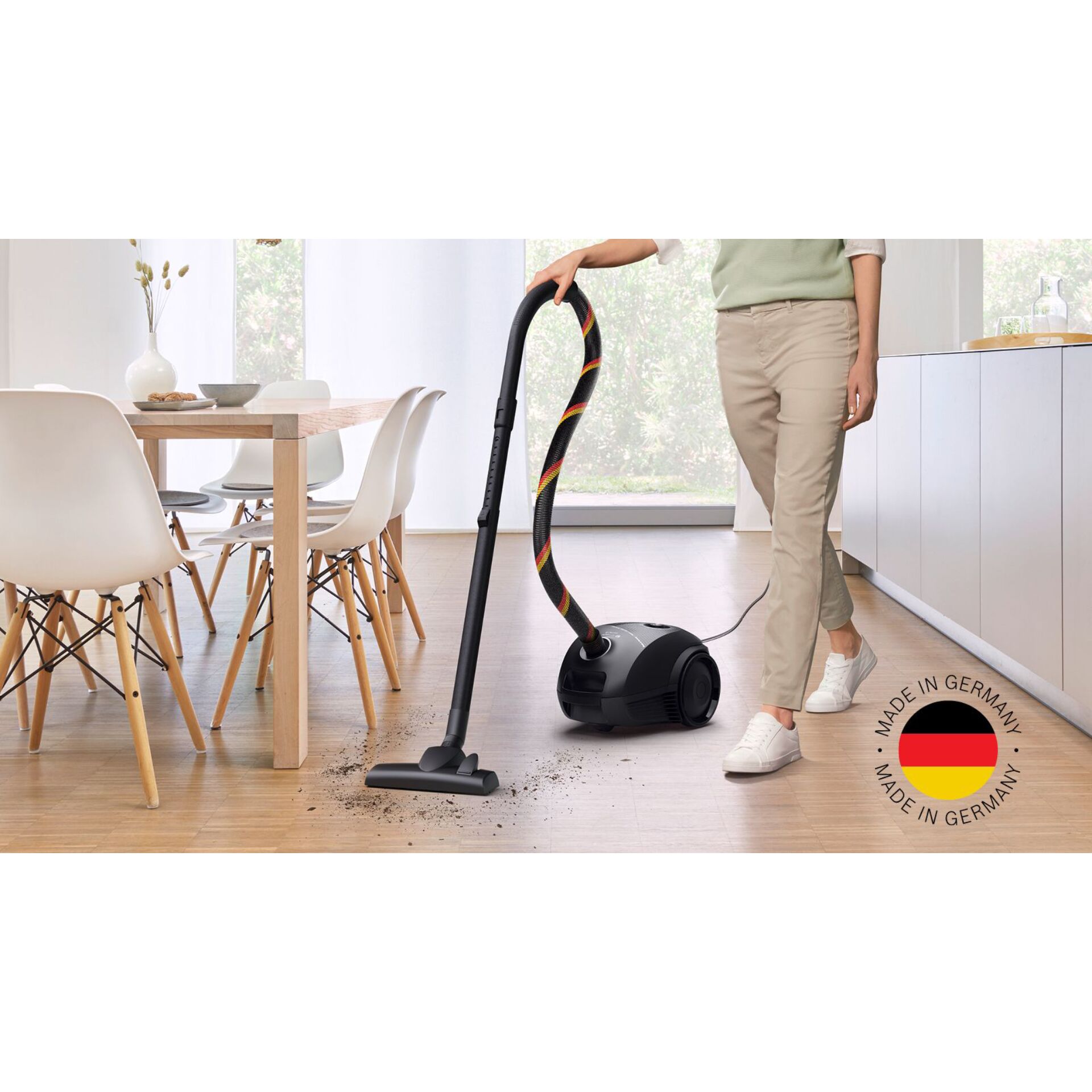 Innenarchitektur, Person, Gerät, Elektrisches Gerät