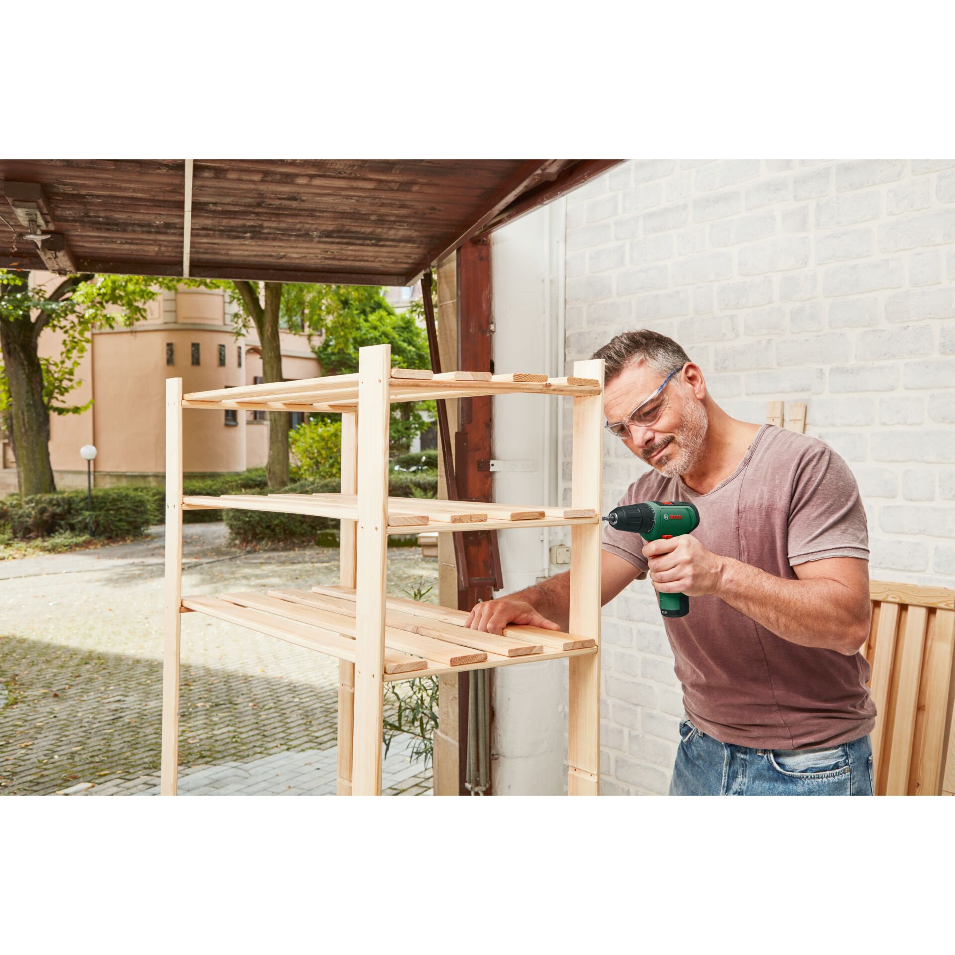 Drinnen, Innenarchitektur, Elektrische Bohrmaschine, Holz, Holzbearbeitung