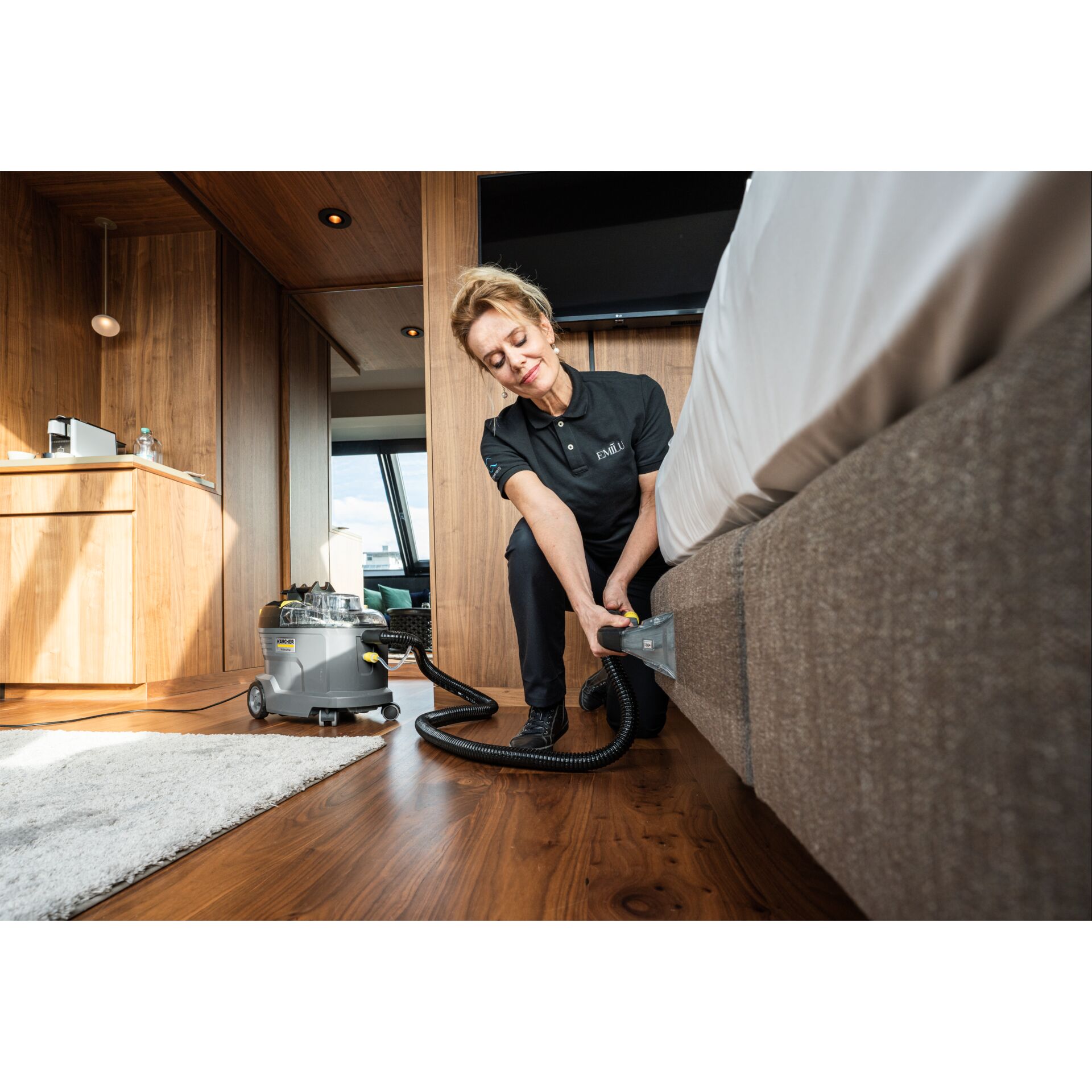 Drinnen, Innenarchitektur, Reinigen, Person