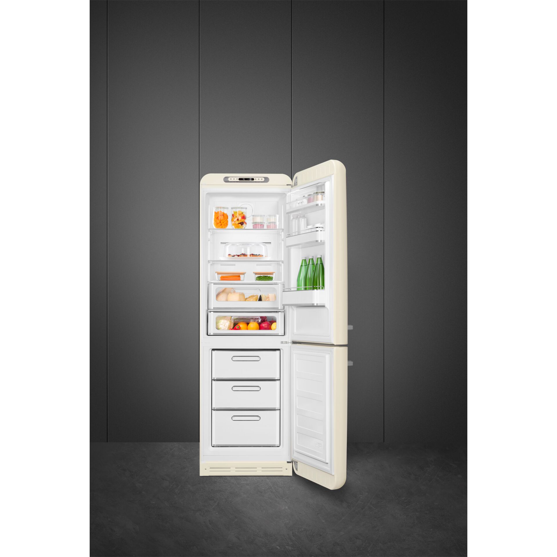 Gerät, Elektrisches Gerät, Kühlschrank, Gerät, Elektrisches Gerät, Kühlschrank
