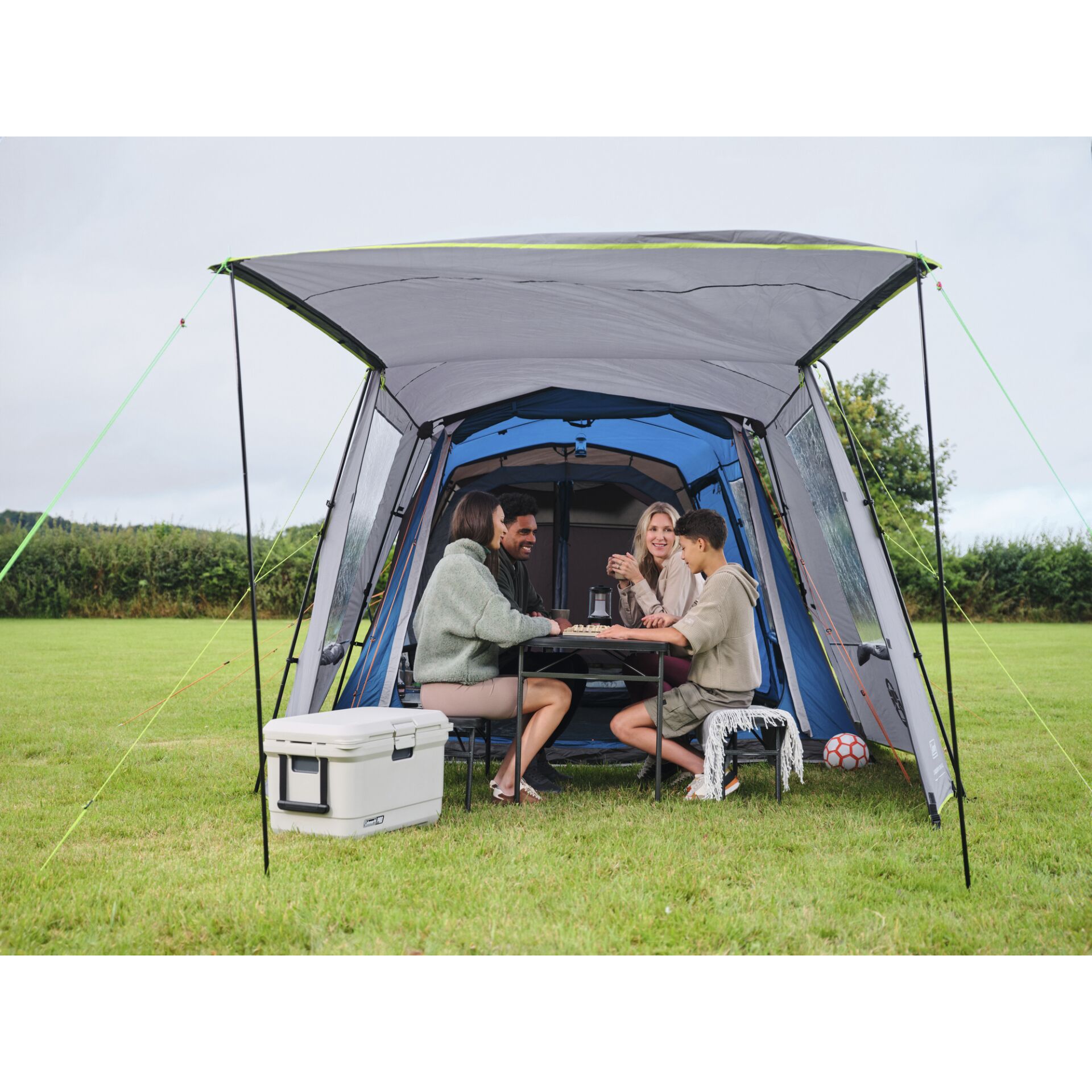 Fußball-Ball, Unterschlupf, Zelt, Person, Frau