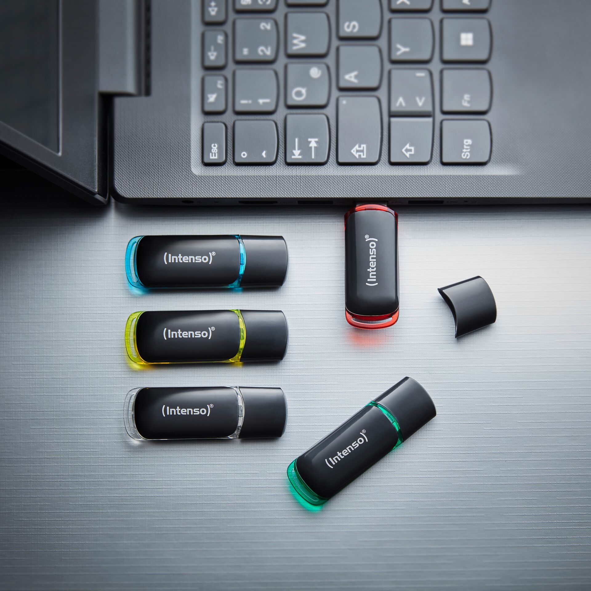USB-Speicher, Flash-Laufwerk, Intenso, farbige-kappen, kompakt