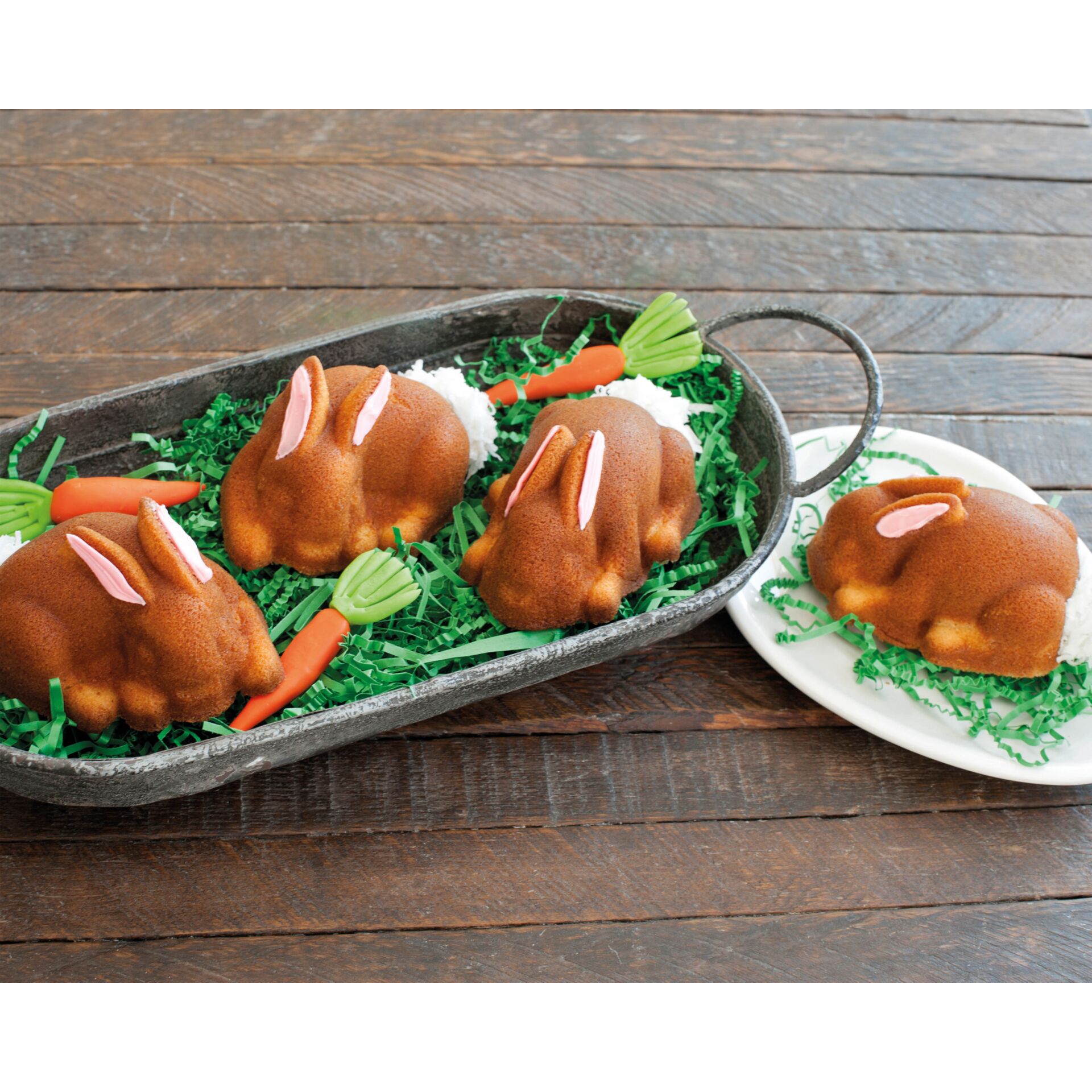 Präsentation des Essens, Mahlzeit, Mittagessen, Braten, Teller