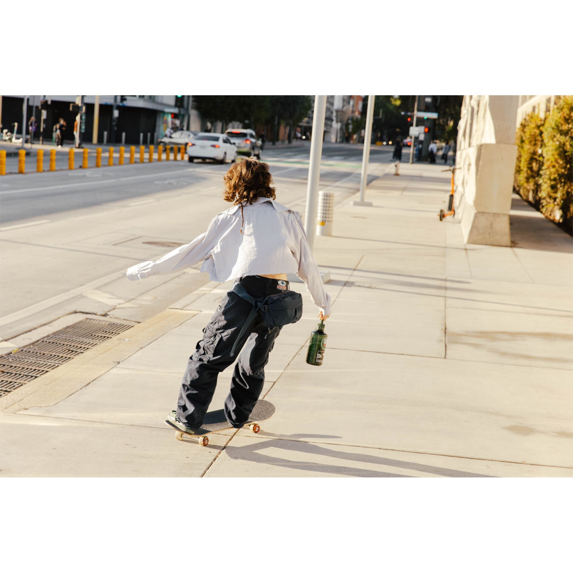 Hosen, Person, Gehen, Auto, Skateboard