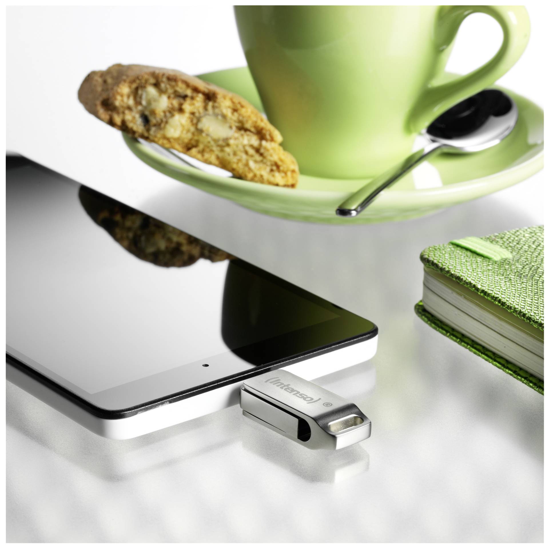 Besteck, Löffel, Untertasse, Telefon, Handy