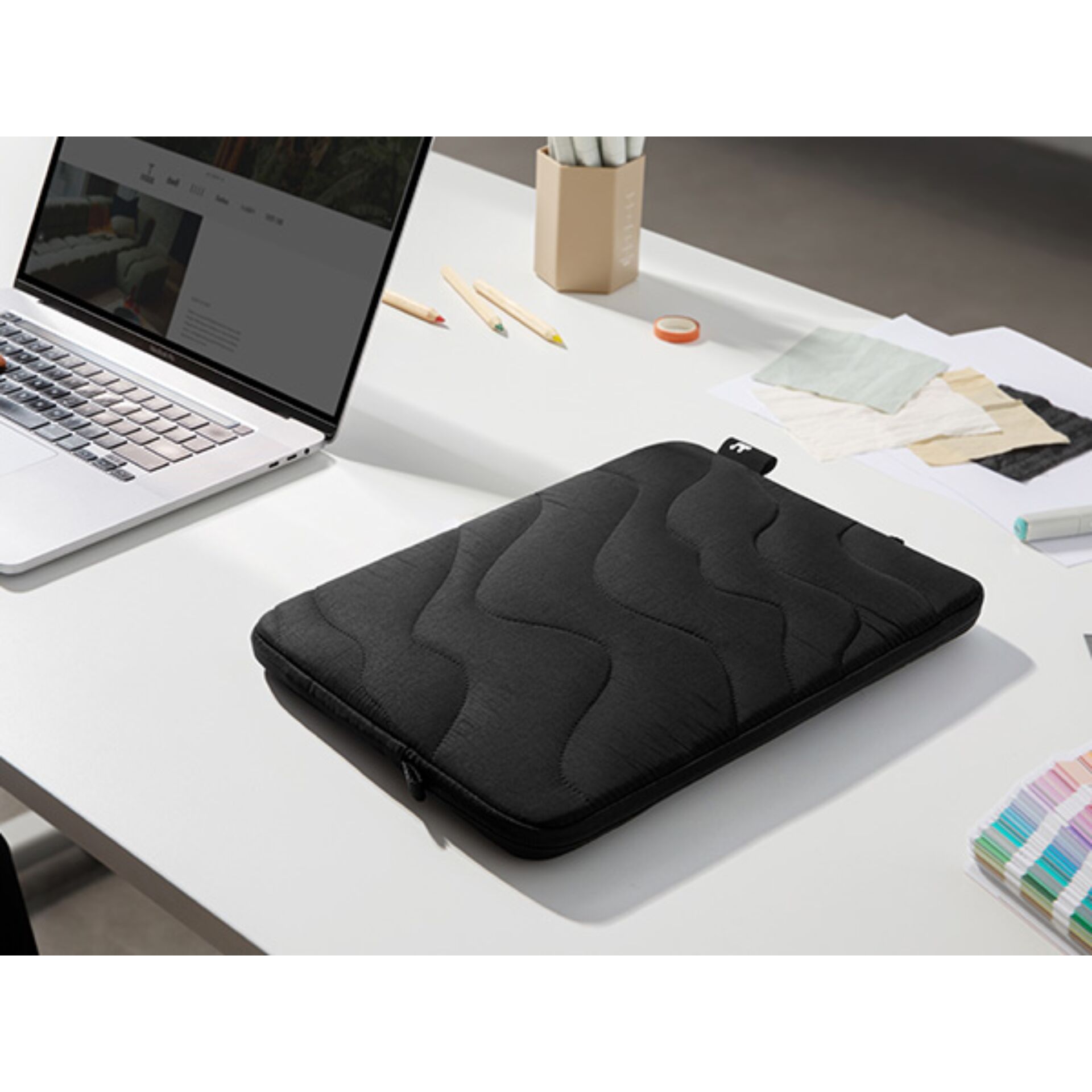 Laptophülle, Schwarz, Gequiltet,  Gepolstert, Reißverschluss