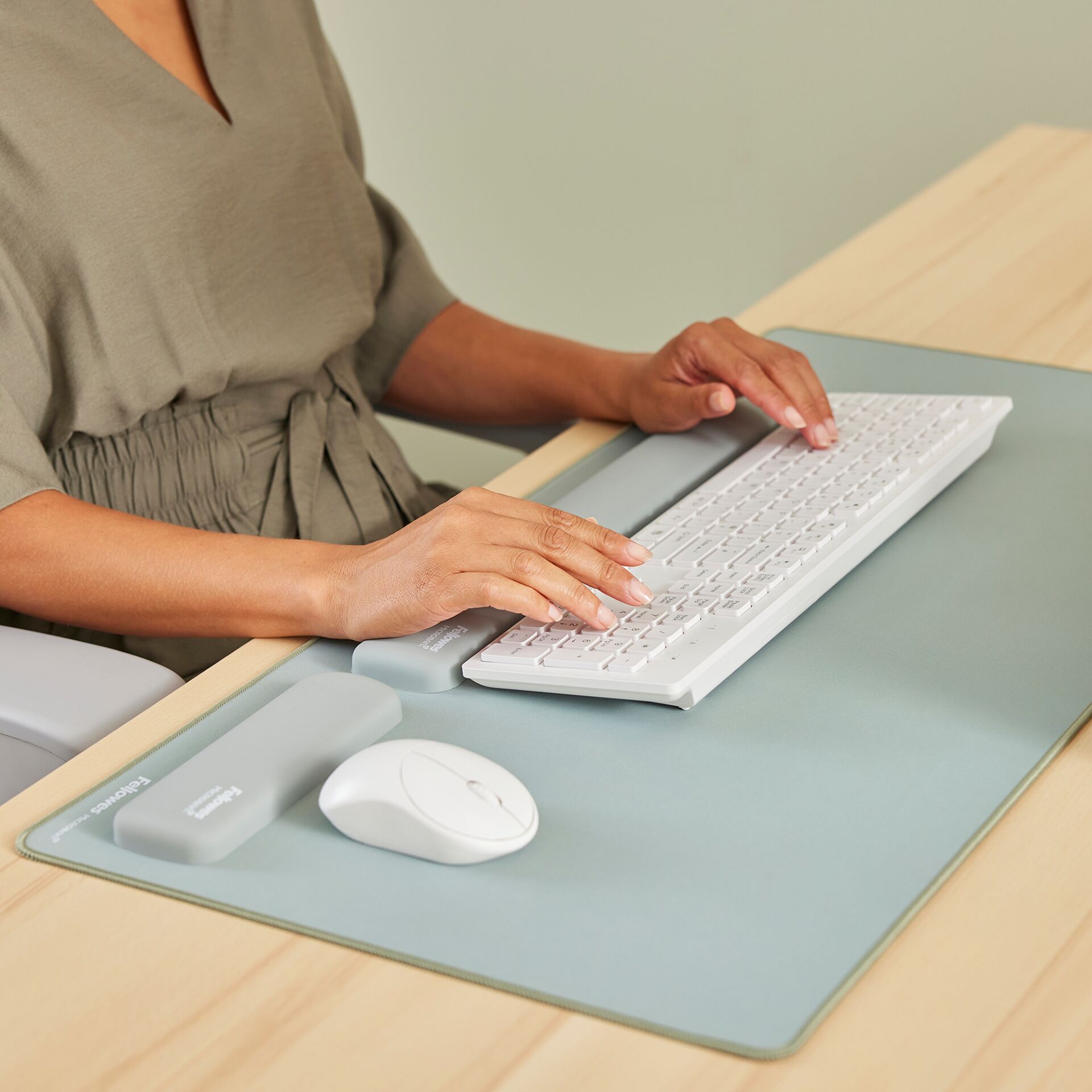 Computer, Computer-Tastatur, Hardware, Tabelle, Person