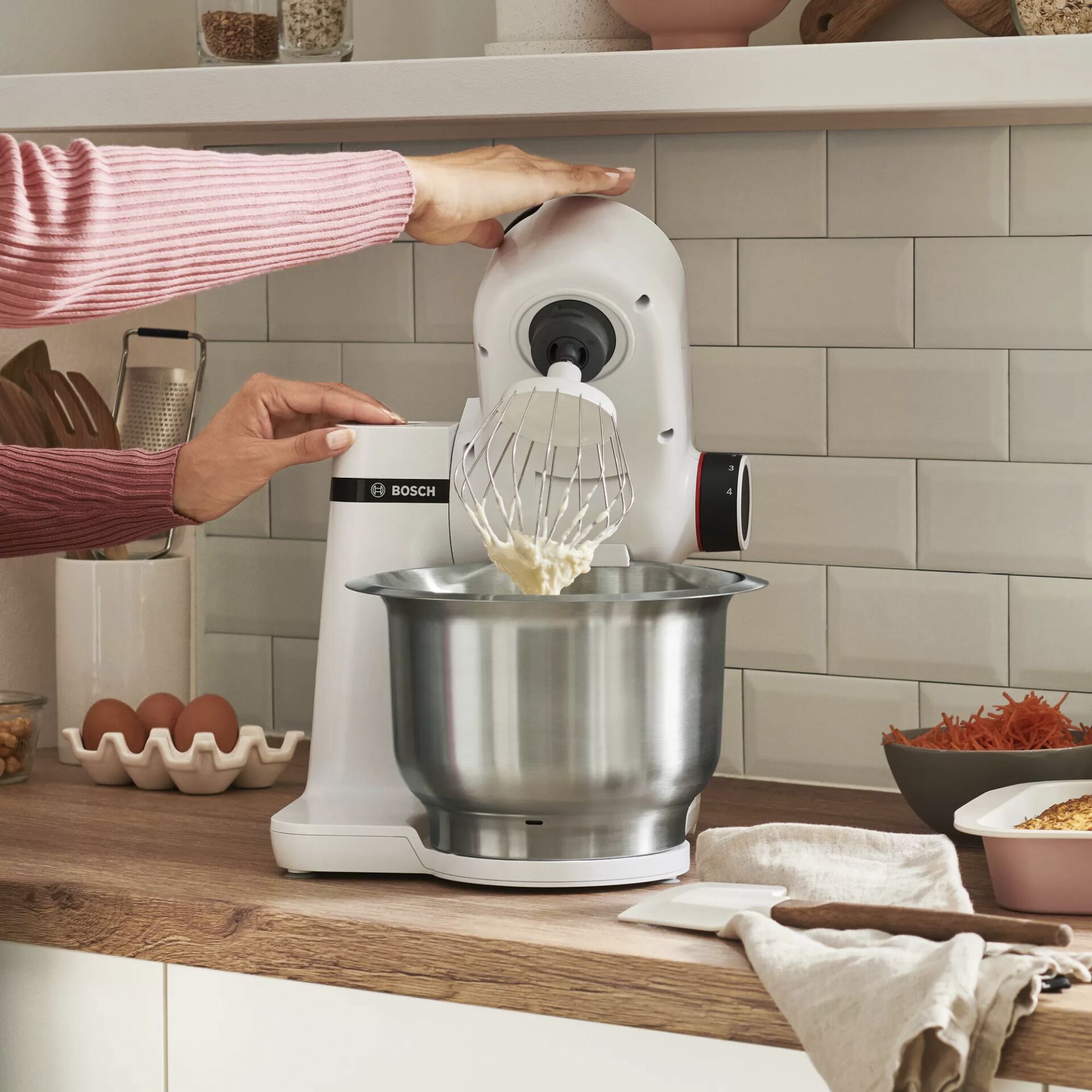 Küchenmixer, Standmixer, Edelstahl-Schüssel, Rührbesen, Küchenutensilien