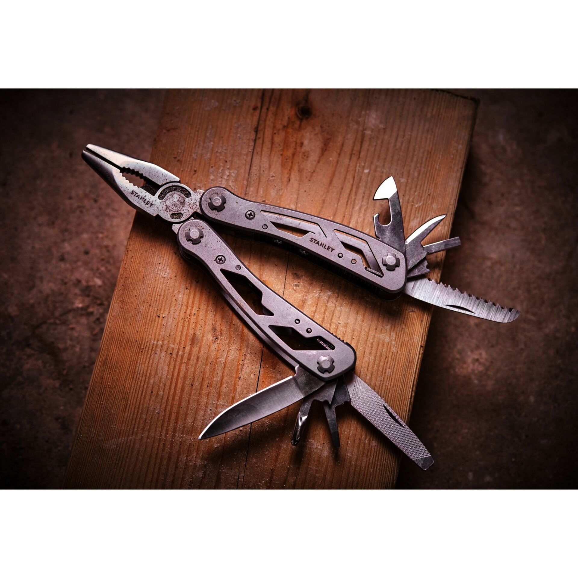 Multitool, Zange, Säge, Schwarz, Metall