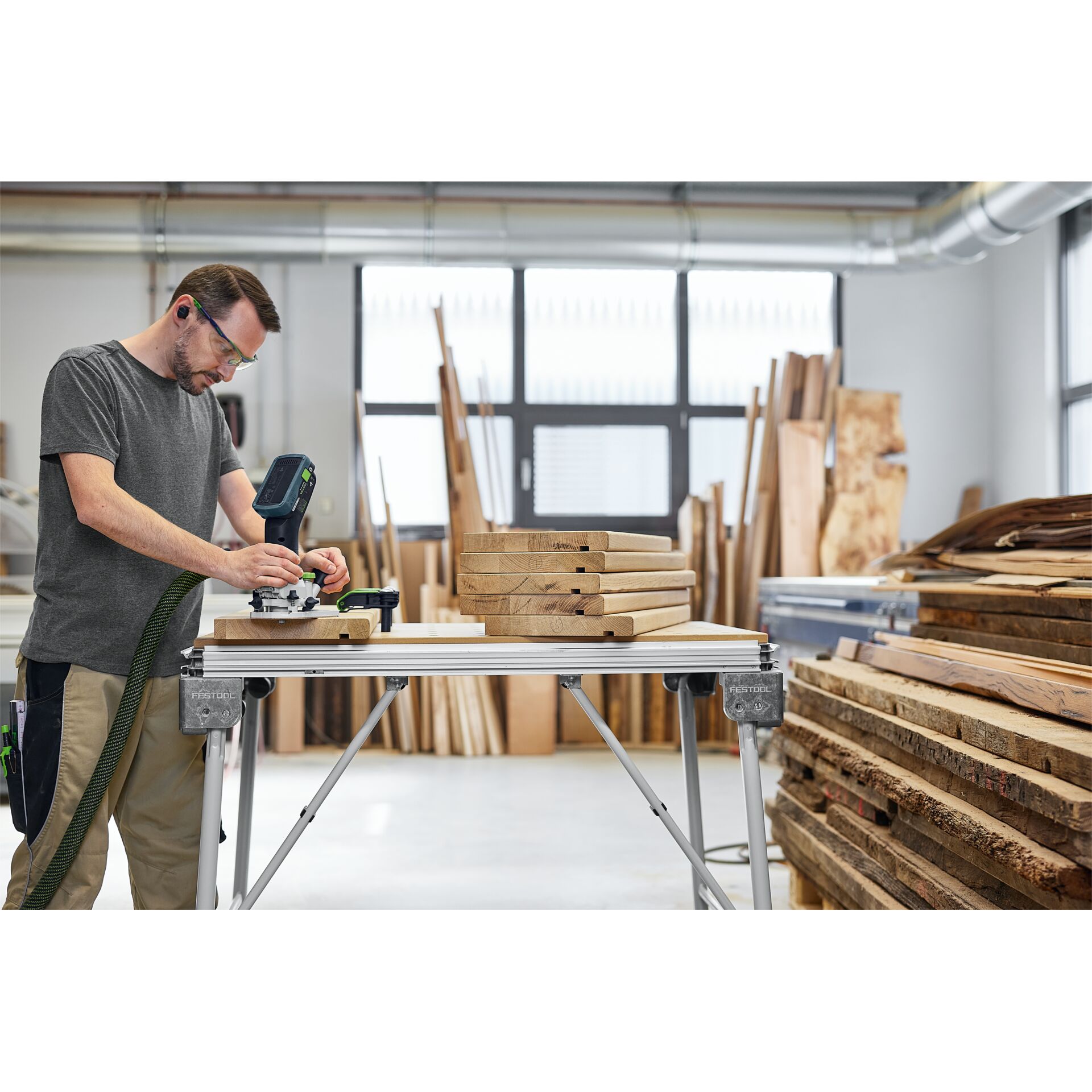 Elektrische Bohrmaschine, Erwachsener, Männlich, Mann, Person, Elektrische Bohrmaschine, Erwachsener, Männlich, Mann, Person