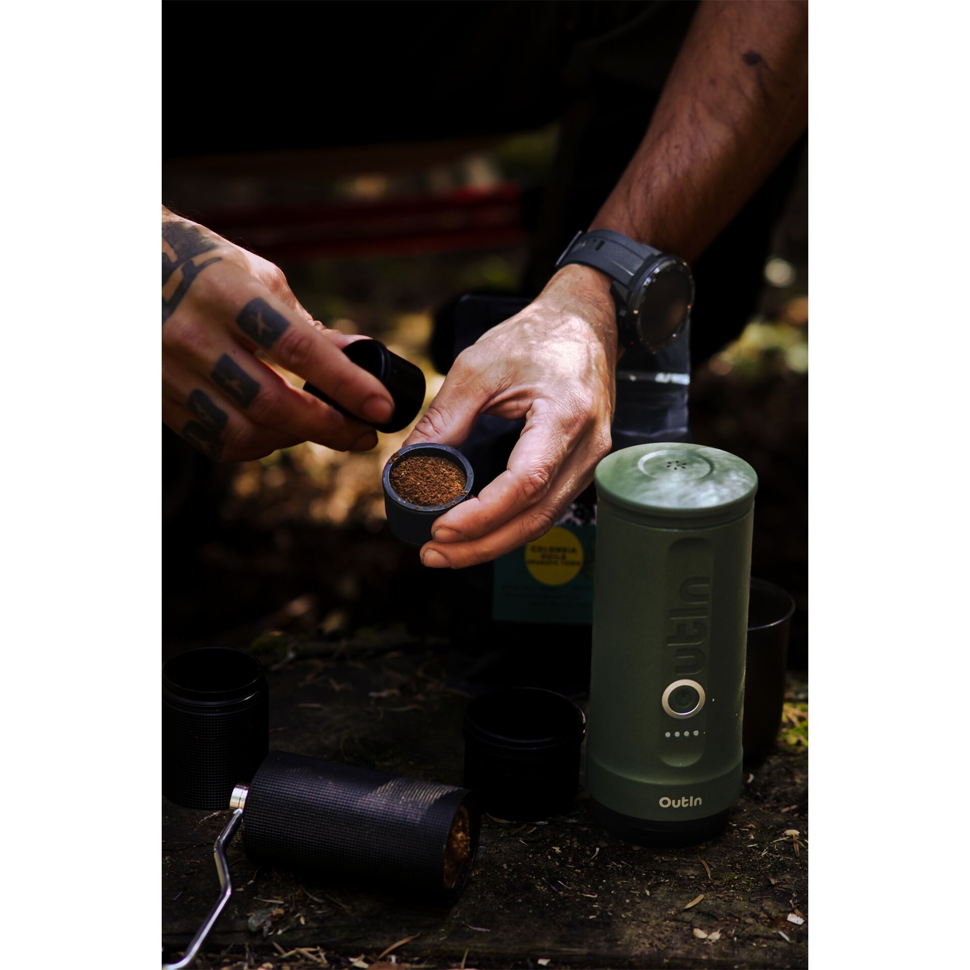 Finger, Hand, Person, Munition, Waffe