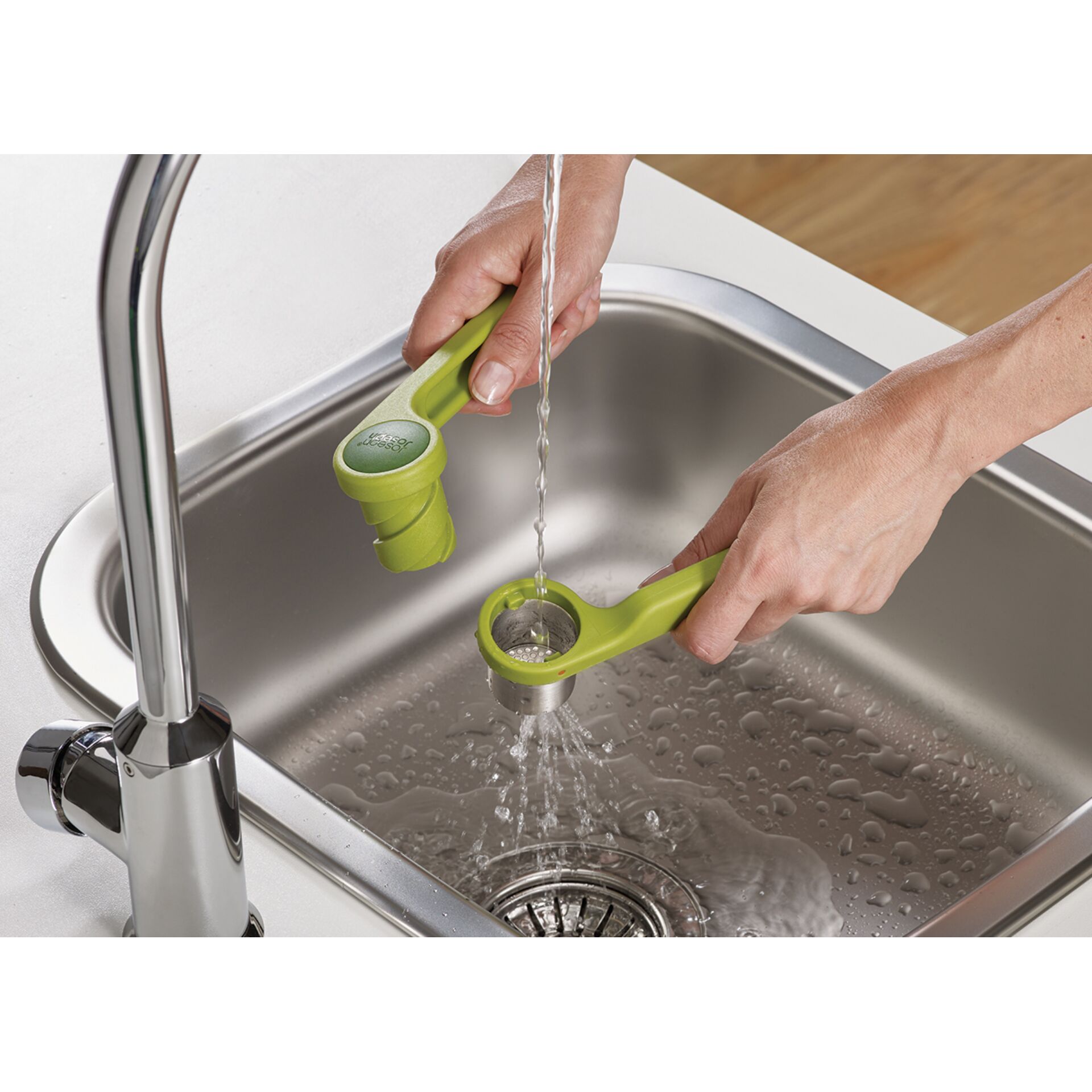 Sinken, Waschbeckenhahn