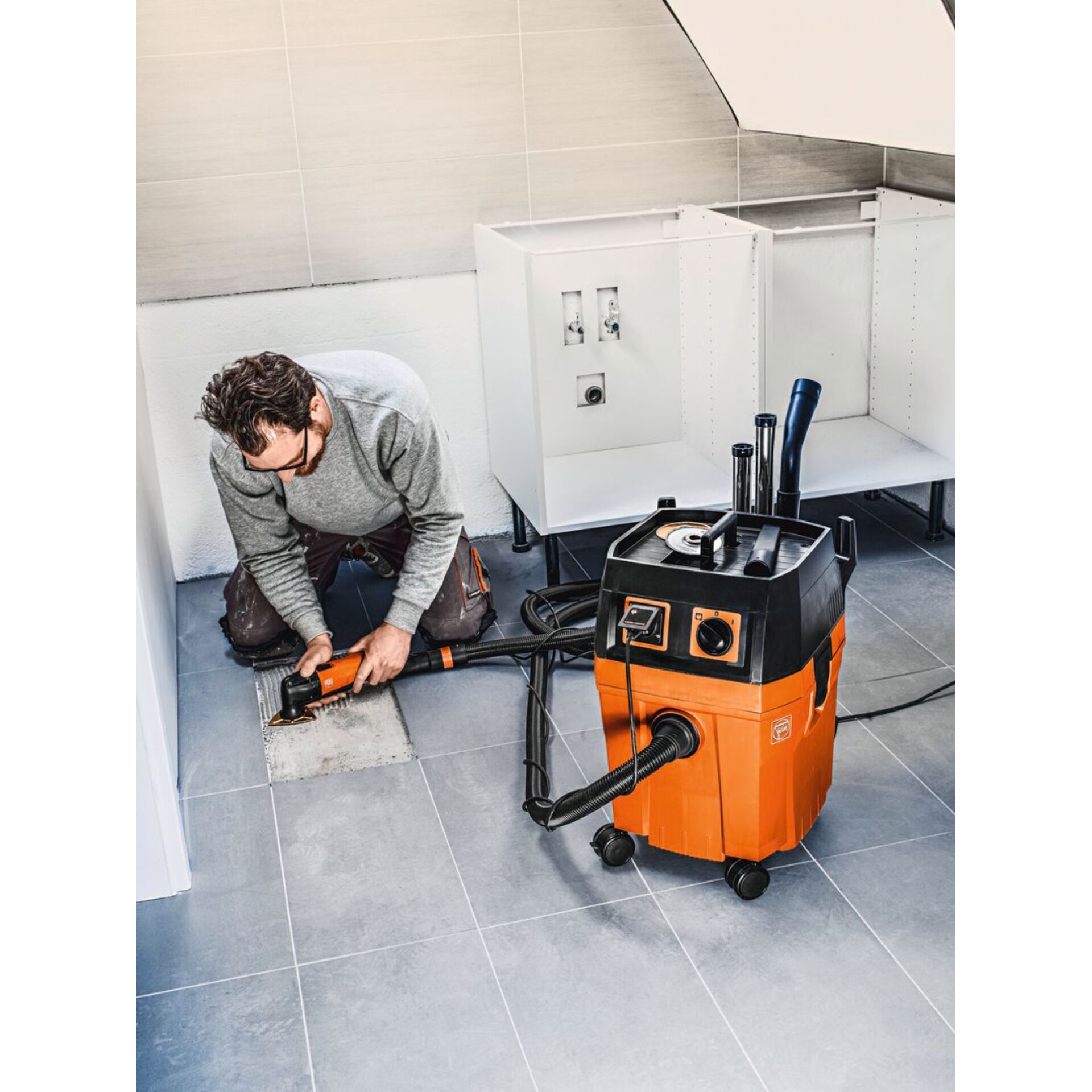 Elektrisches Gerät, Schalter