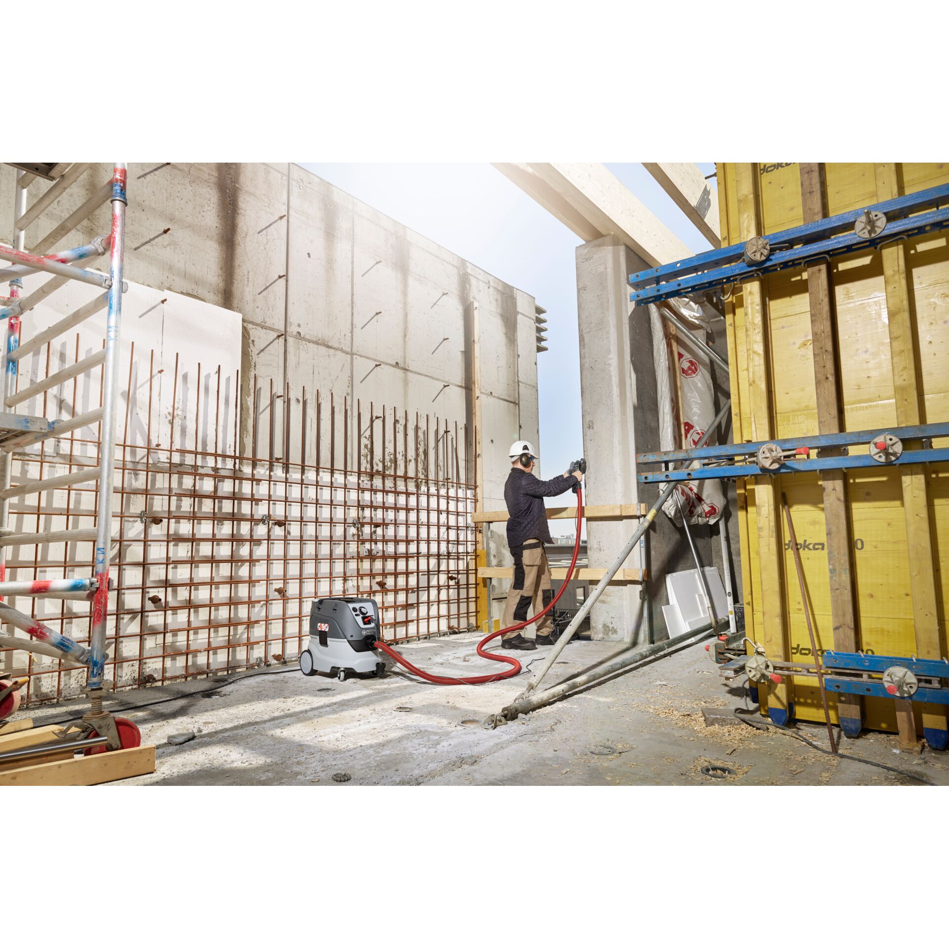 Bekleidung, Handschuh, Person, Schuhe, Schuh