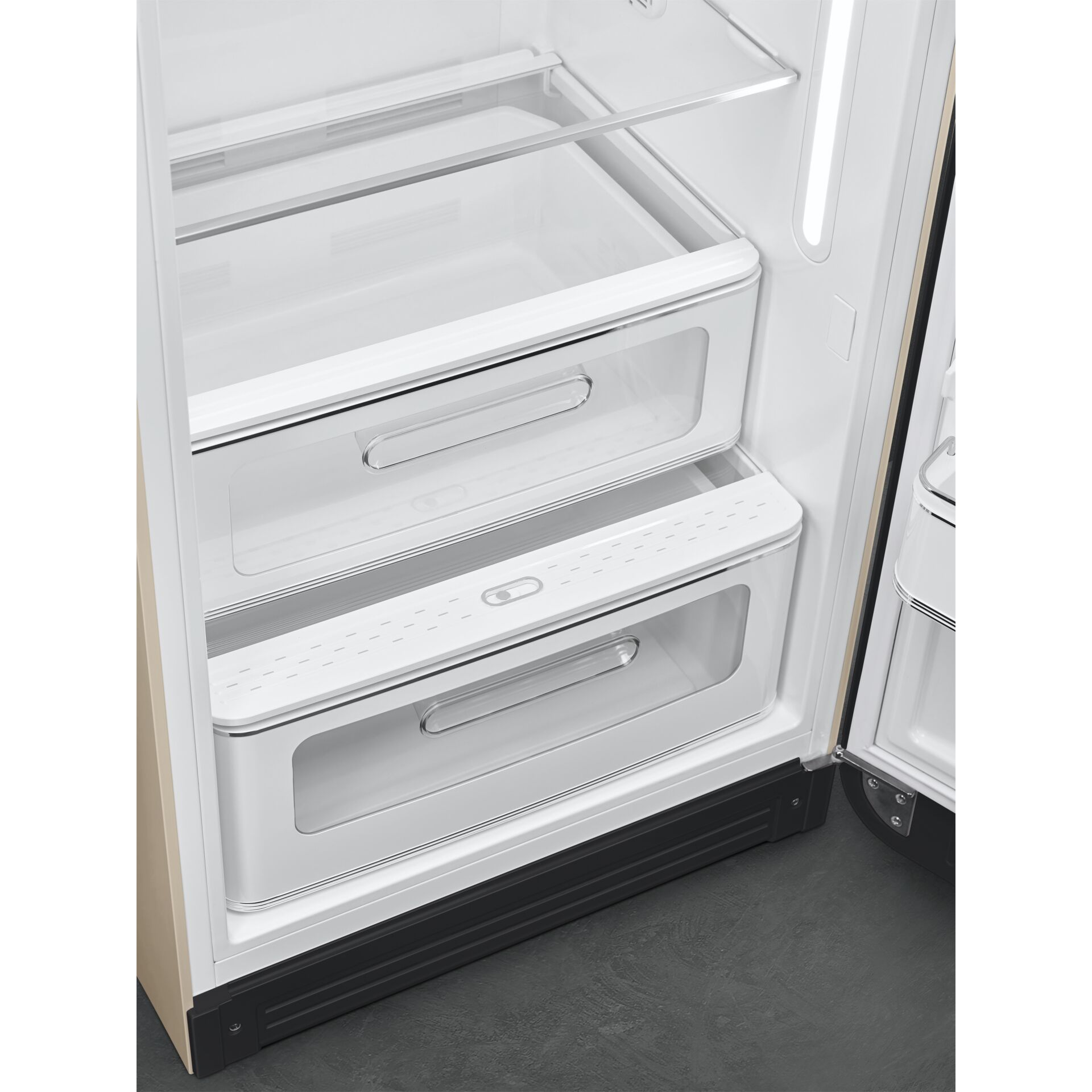 Kühlschrank, Schublade, Türenaufsatz, getrennte Fächer, Silber